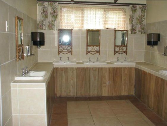 Umtentweni Caravan Park: Our ablutions are always spotlessly clean